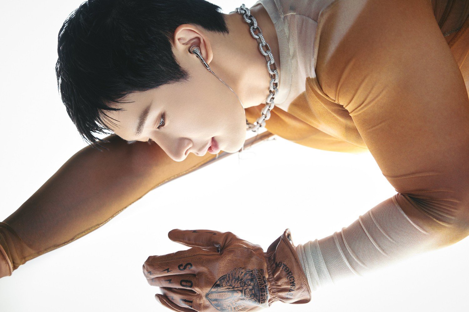 Wonho unveils concept photos for digital dingle "Better Than Me"